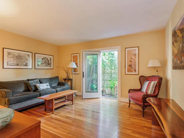 53 Sacramento St #1, Cambridge, MA 02138