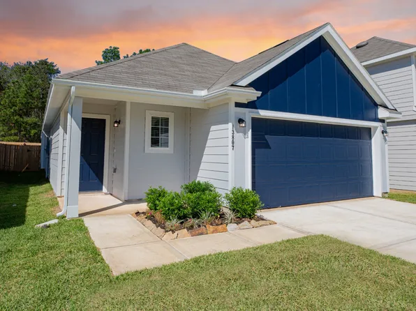 13807 Blue Catfish Dr, Conroe, TX 77384