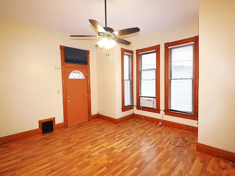 314 S 4th St — Photo 12