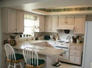 1012 Nissley Rd, Lancaster, PA 17601