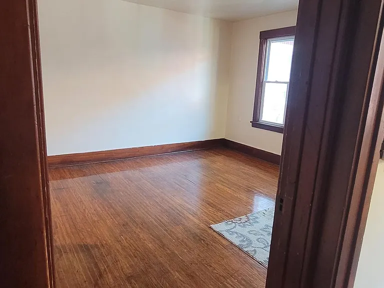 539 Parsells Ave #4 — Photo 5