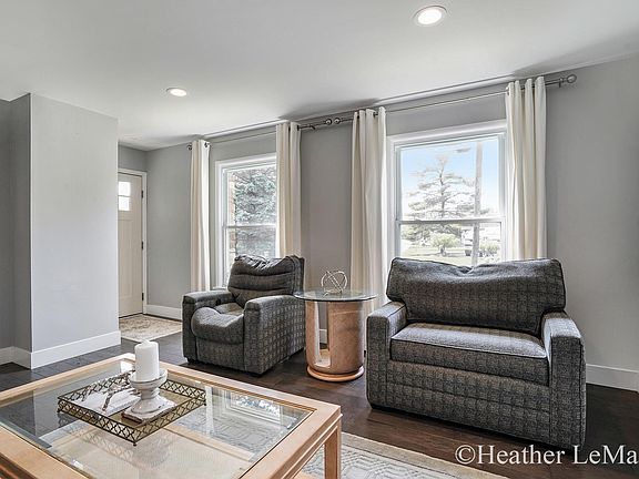 5th image of 56 Elmhurst Dr SE