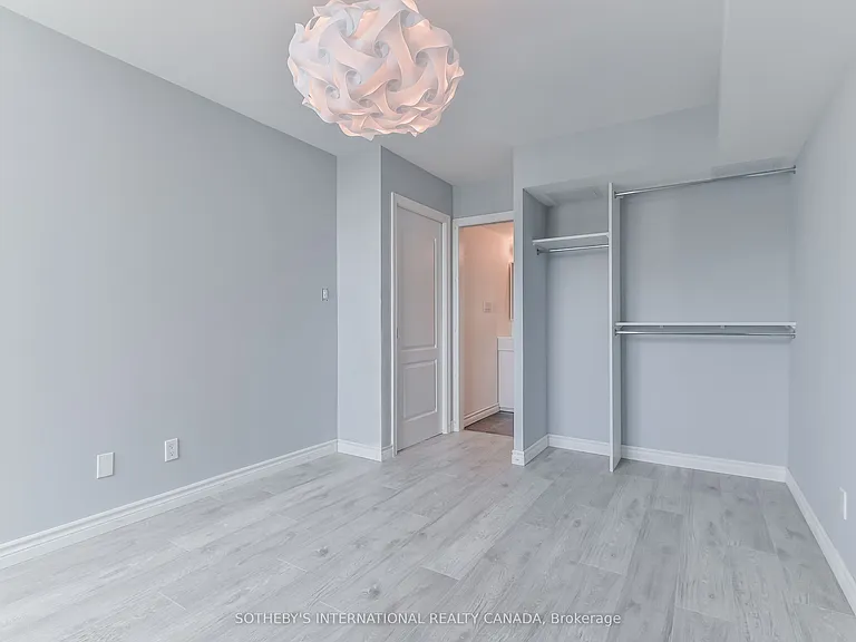 323 Richmond St E #1208 — Photo 16