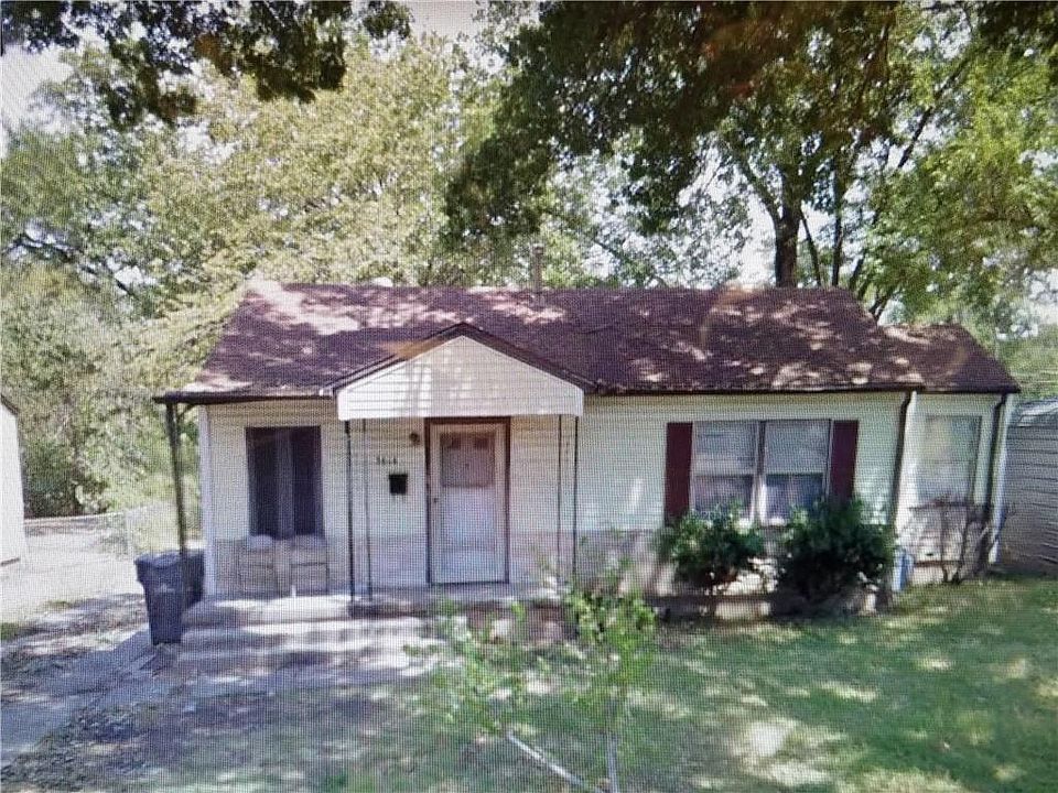 1st image of 3614 Kellogg Ave