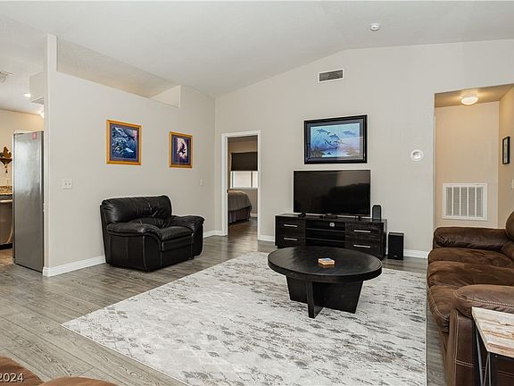 5th image of 8053 Celestial Ave Unit 201