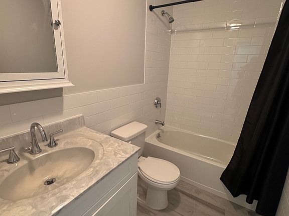 4th image of 493 Butler Blvd #1