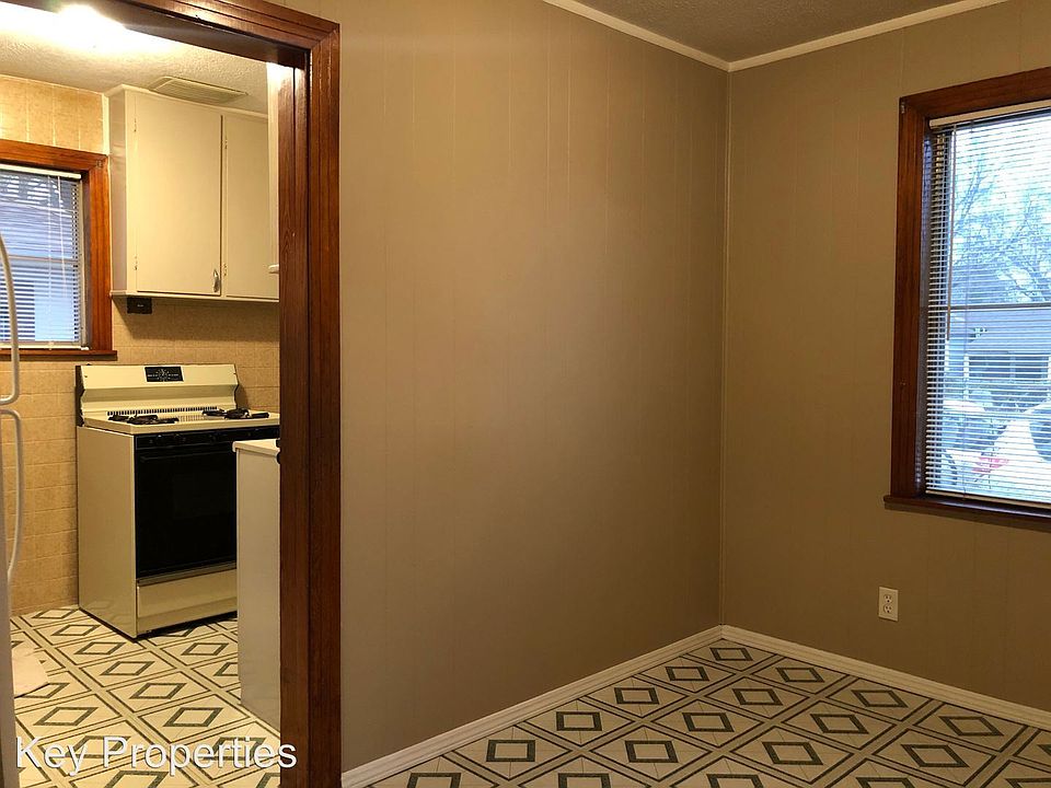 1st image of 4000 Townsend Dr
