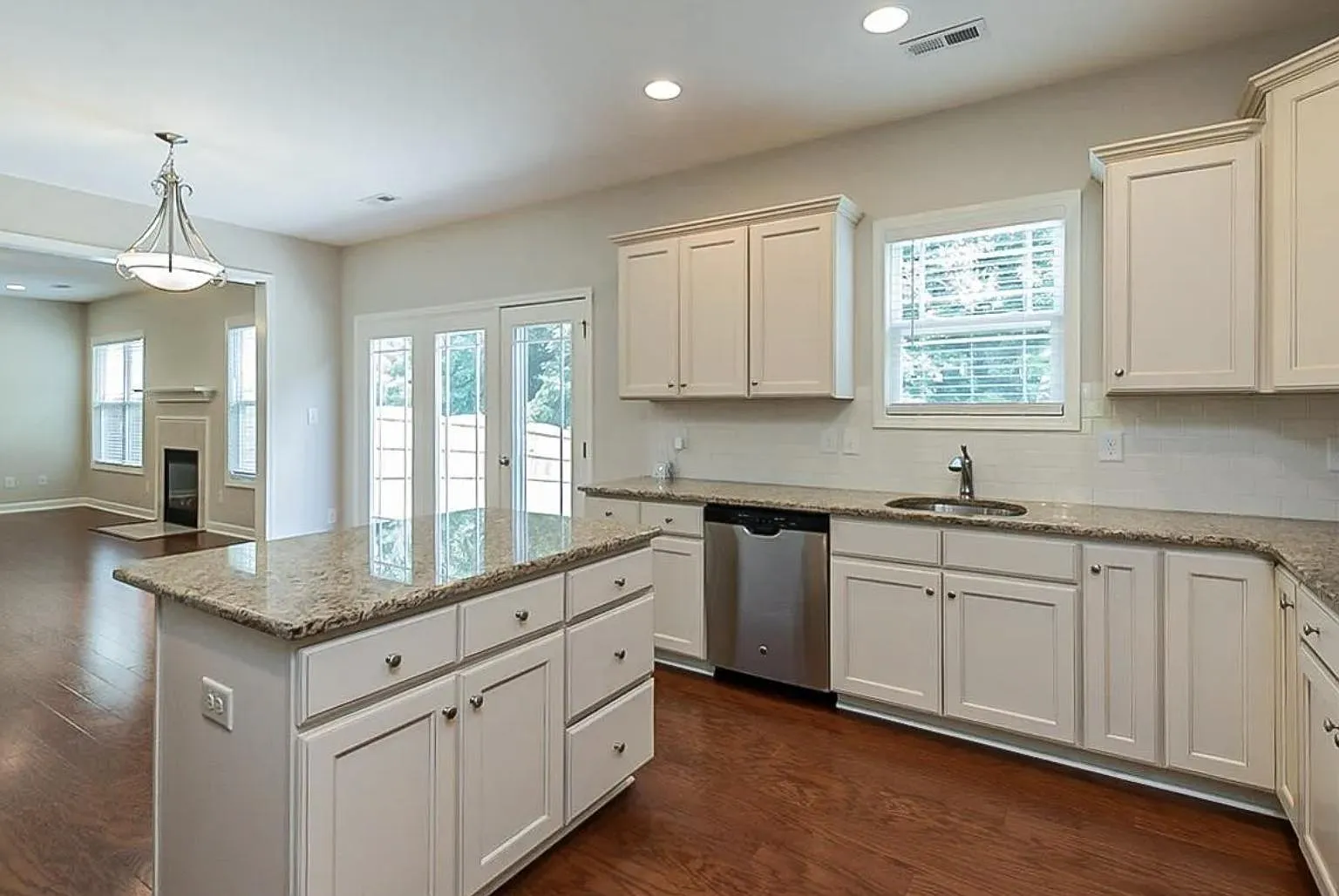 1517 The Arts Dr — Photo 3