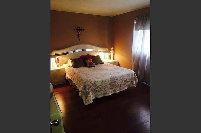 2nd image of 1038 N Boxwood Dr #A