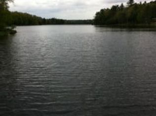 111 Neversink Rd, Shohola, PA 18458