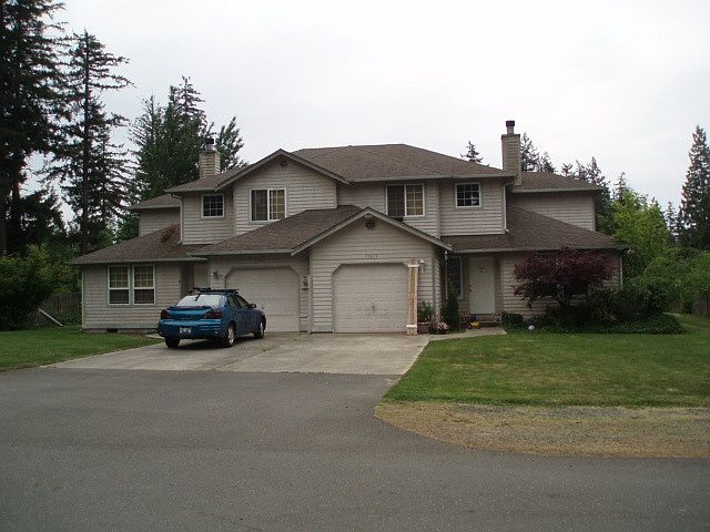 1st image of 11015 To 11017 50th Ave E