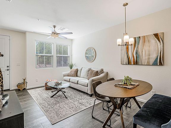 5th image of 2267 E Hidalgo Ave