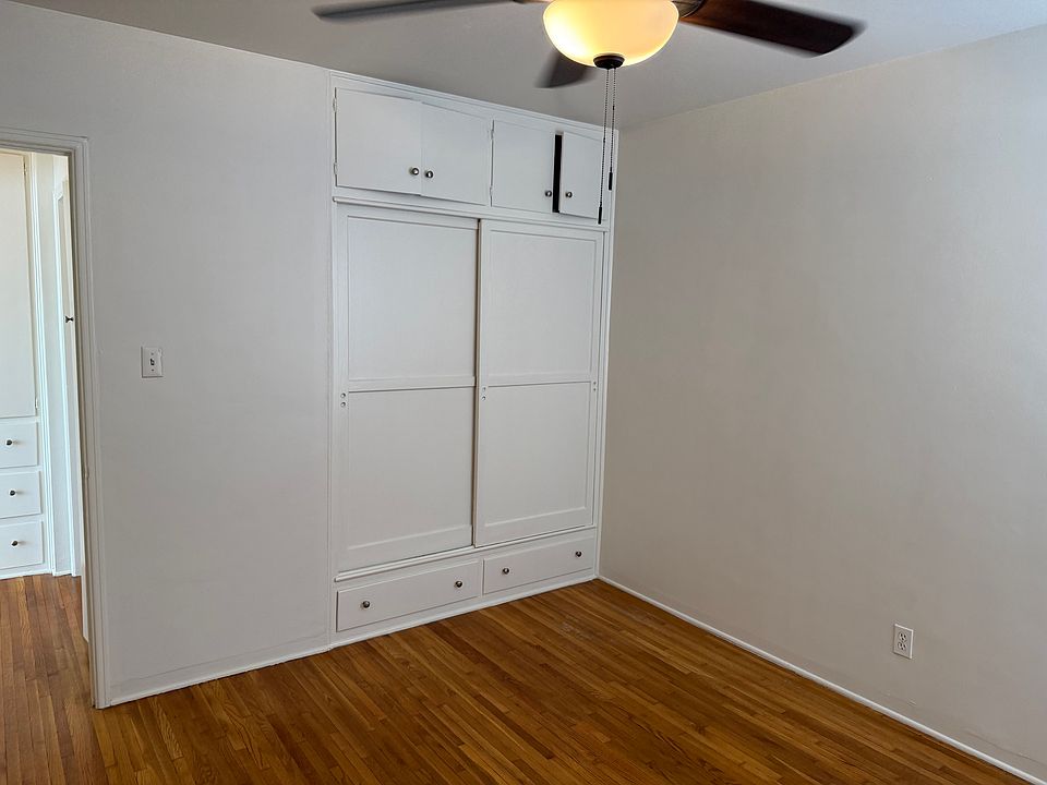 1st image of 221 N Atlantic Blvd