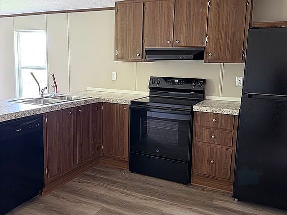5th image of 633 Cuzin Ray Ln #130