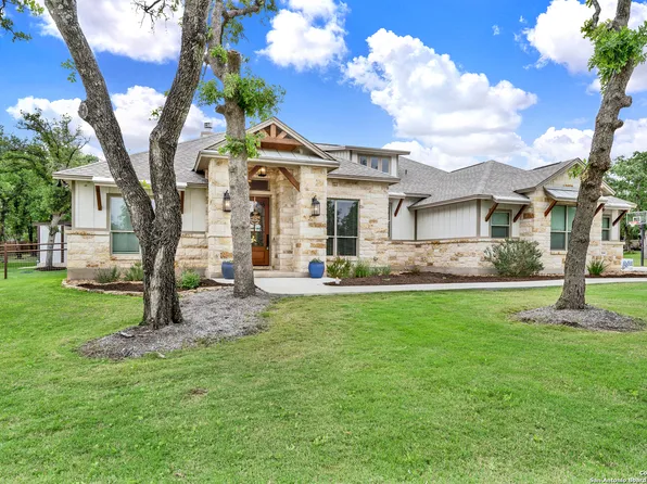 144 CHISUM TRL, La Vernia, TX 78121