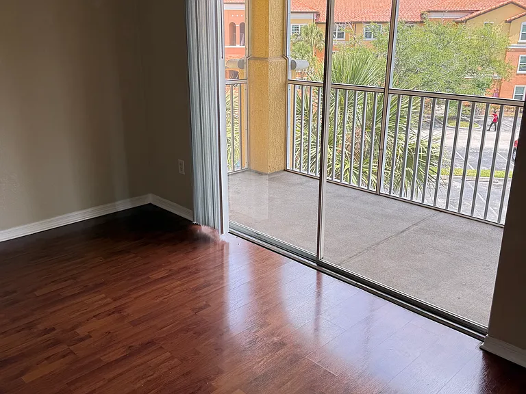 5475 Vineland Rd #8313 — Photo 34
