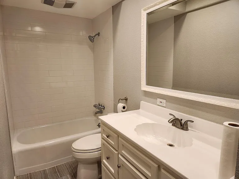 6007 Dryad Dr — Photo 11