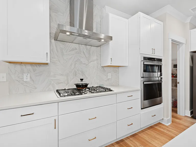 451 Wendover Pkwy — Photo 31