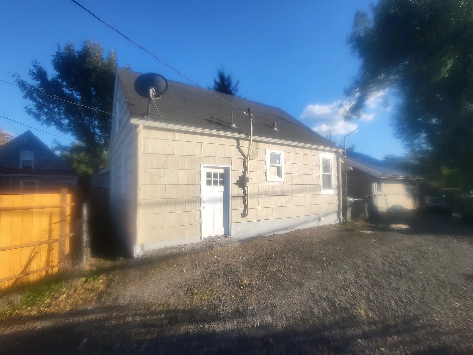 4 bed, 1620 sqft, $1,900 — Photo 2