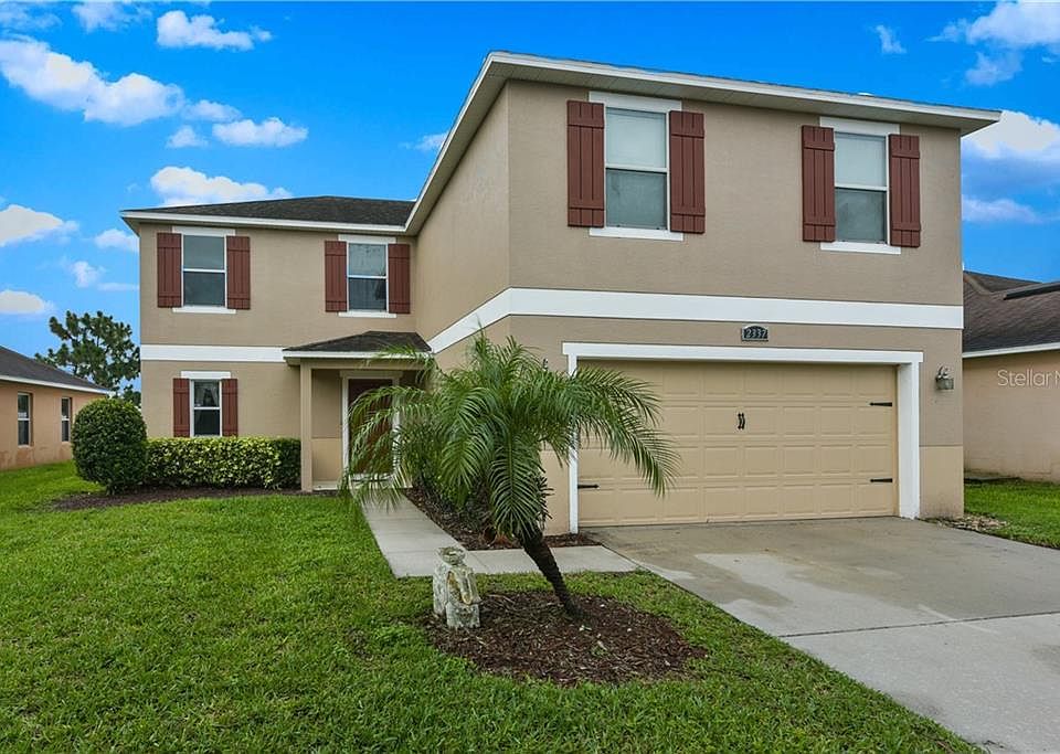 1st image of 2337 Plantation Oak Dr