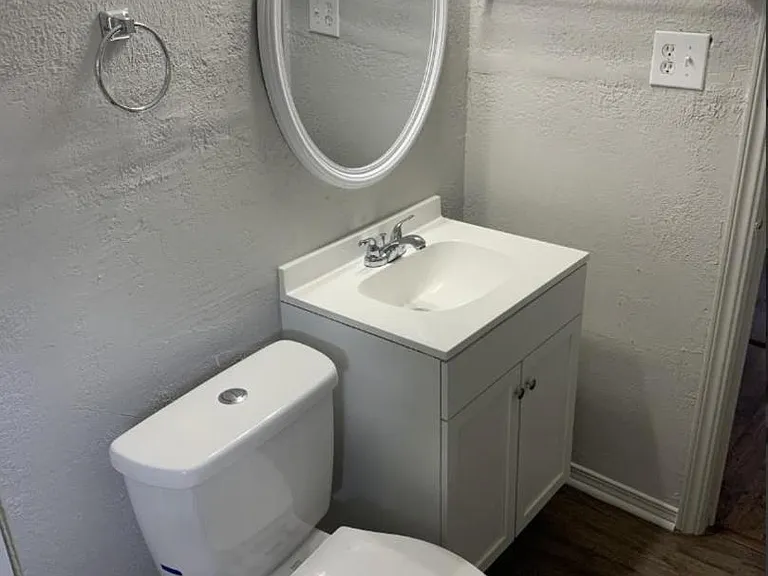 Unit Photo