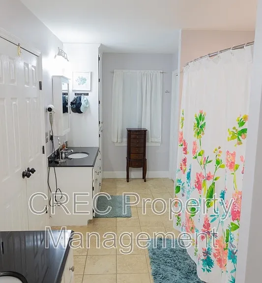 114 Queensbury Cir — Photo 28