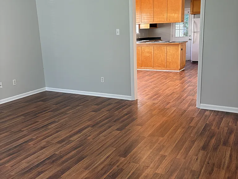 3005 Schroer Dr — Photo 2
