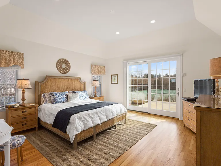 2 Grace Ct — Photo 11