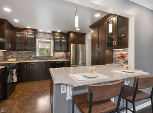 14 Korwel Cir, West Orange, NJ 07052