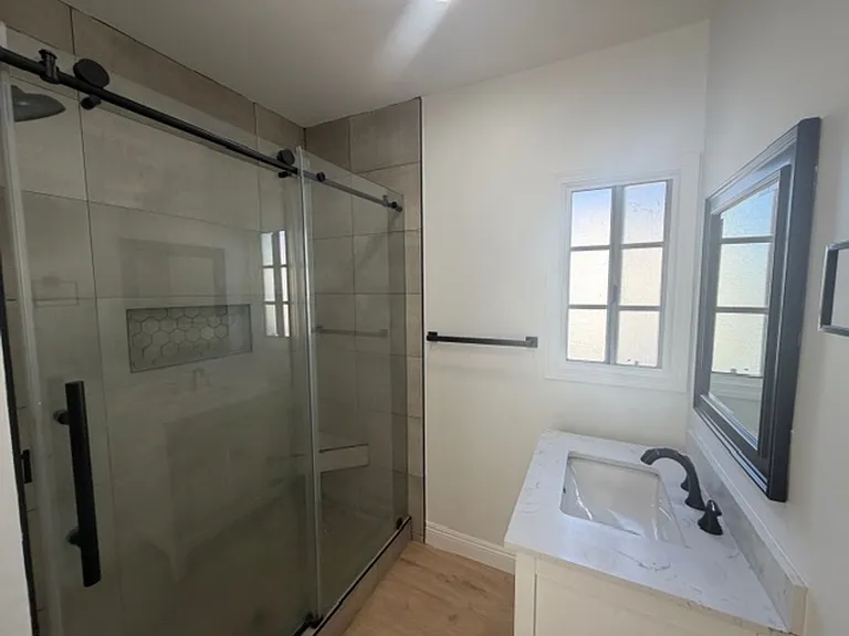 4212 Lockwood Ave — Photo 13