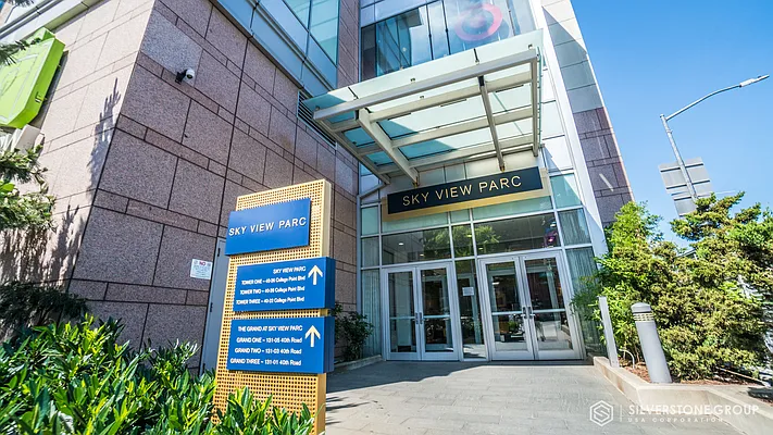 Sold by Silverstone Group USA Corp. | media 52