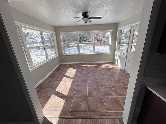 4th image of 1804 Crescent Dr