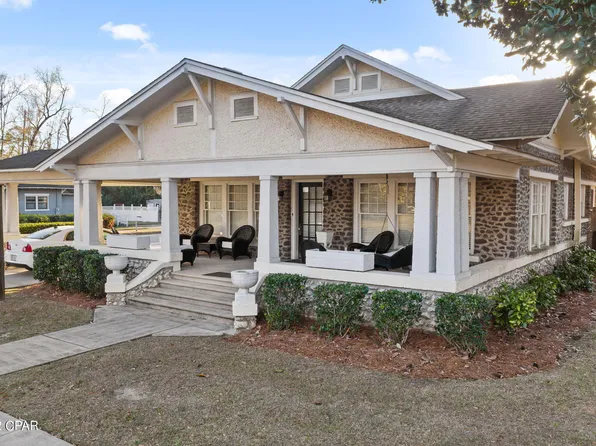 896 Main St, Chipley, FL 32428