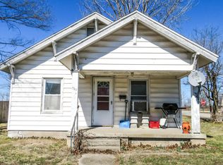 700 W West St, California, MO 65018