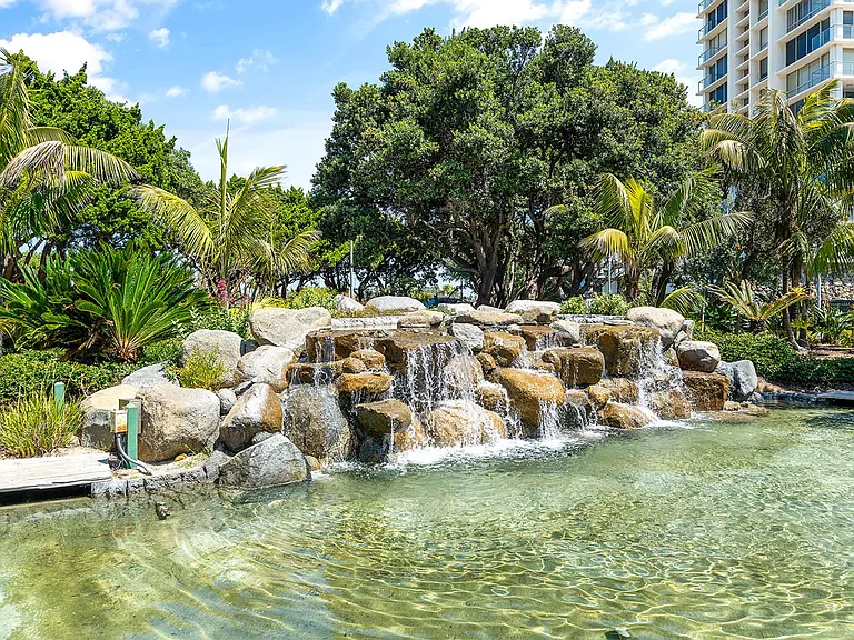 1810 Avenida Del Mundo #1509 — Photo 46