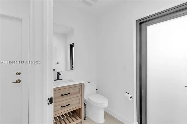 2029 SW 62nd Ave — Photo 7