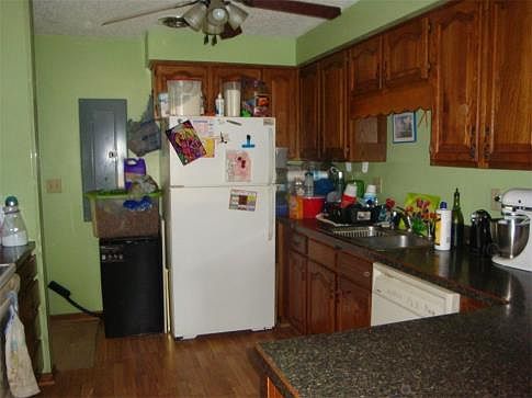 2nd image of 1107 N Jefferson St