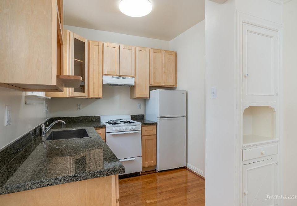 1st image of 1301 York St #1A