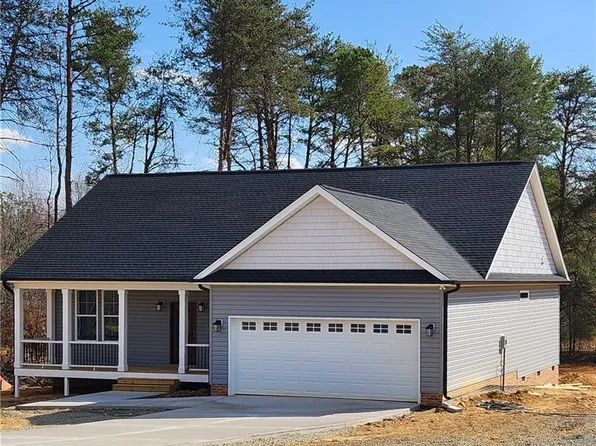 338 Hanes Ln, Lexington, NC 27295