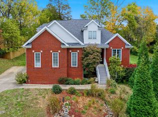 4305 Lost Spring Ct, Louisville, KY 40241