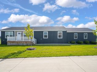 2785 Trade Winds Ct, Lapeer, MI 48446