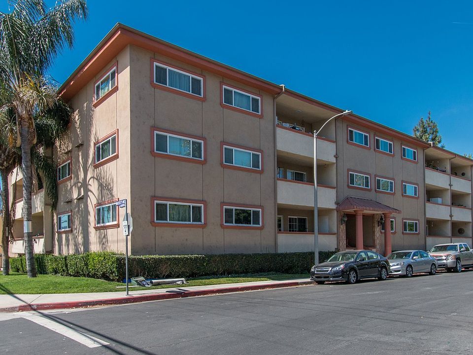 1st image of 12500 Huston St APT 305