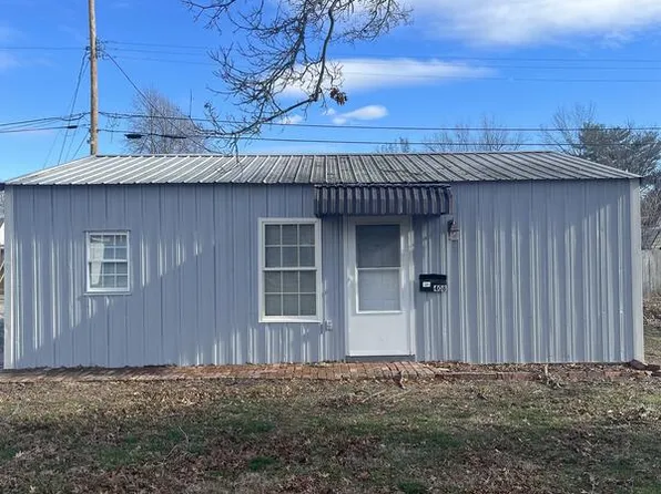 408 S 24th St, Herrin, IL 62948