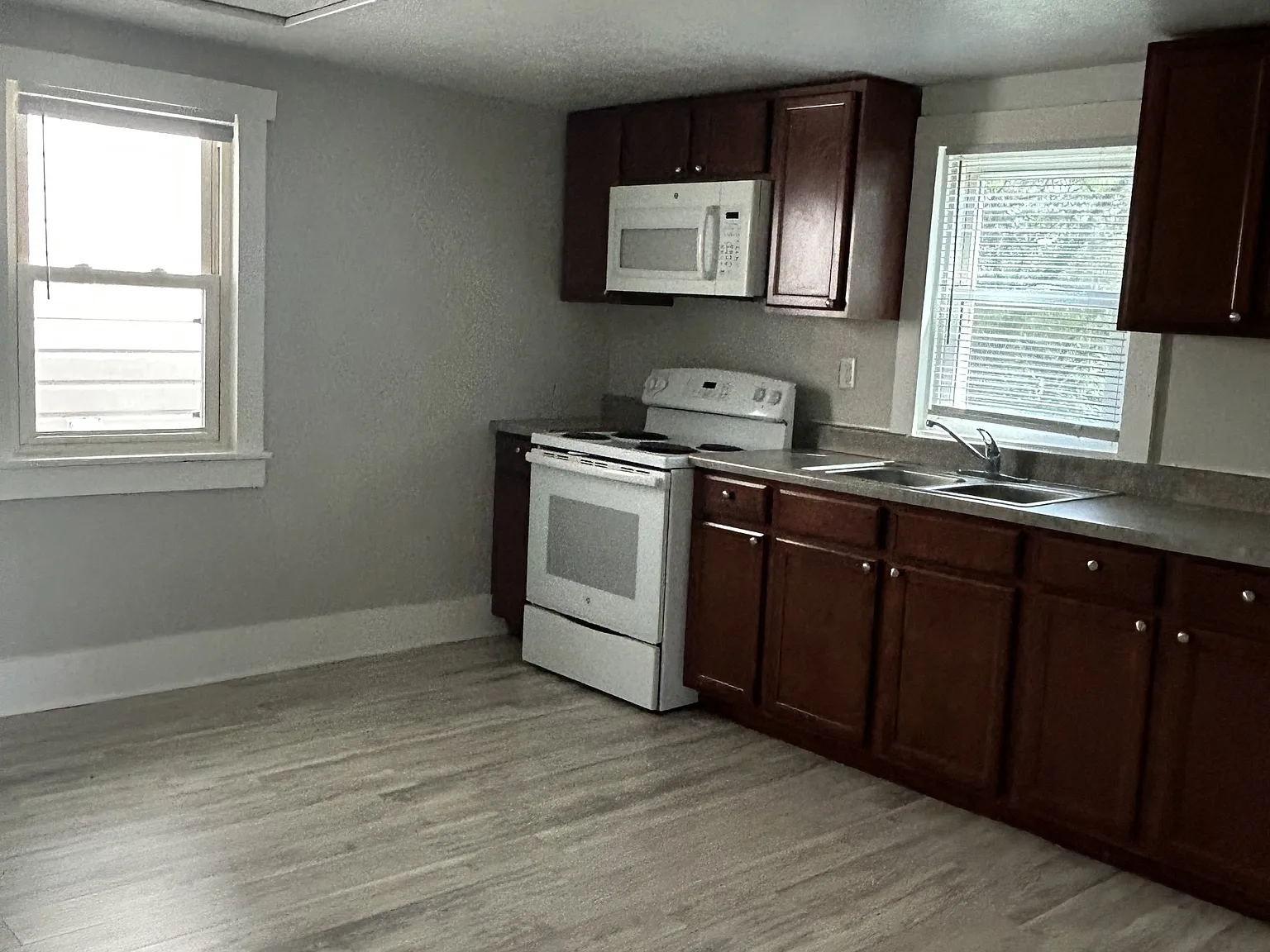 714 South Cameron Street - 2 — Photo 3