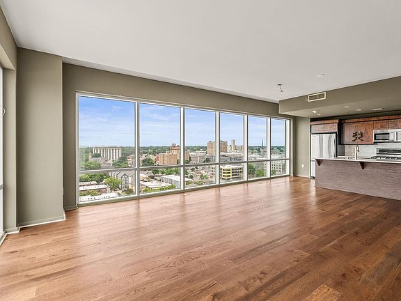 5th image of 315 Rock St #1511-1509