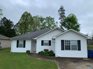 227 Hayden Ave, Rainbow City, AL 35906