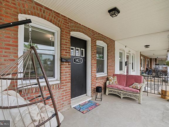3rd image of 1423 Lawrence Rd