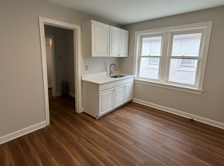 1681 Lincoln Ave APT 02A, Lakewood, OH 44107