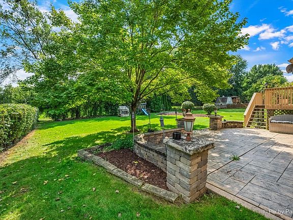 3rd image of 1468 Plum Grove Ct
