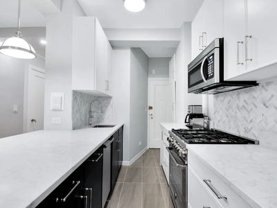 215 W 75th St APT 5A, New York, NY, 10023